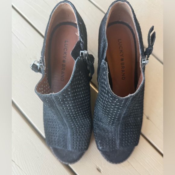 Lucky Brand Jabilo Suede Booties sz 8.5 - Picture 2 of 6